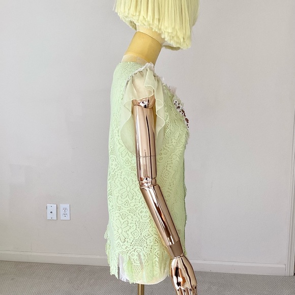 Pretty Angel Green Beads Lace Top SZ M - Picture 2 of 5